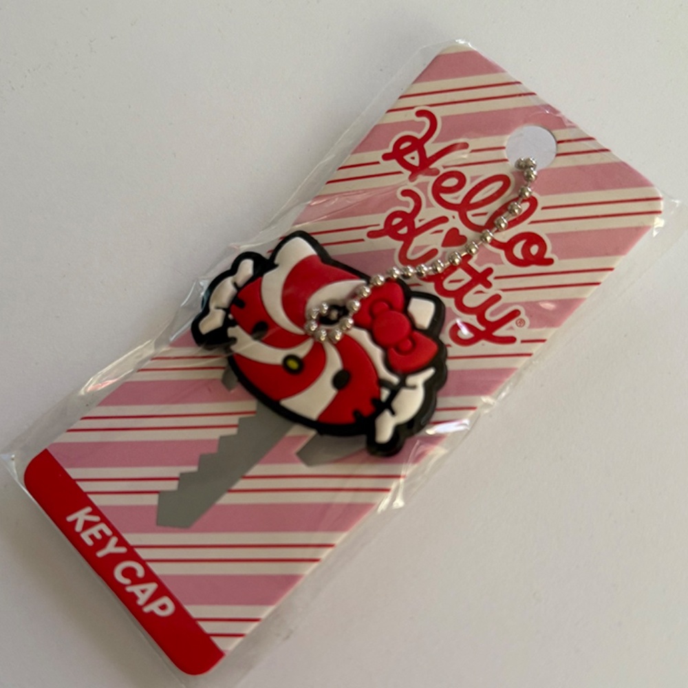 Hello Kitty Loungefly Key Cap - Picture 2 of 4